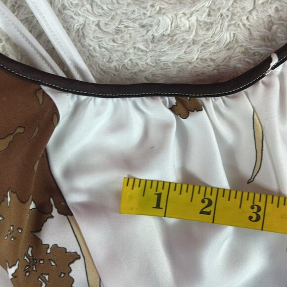 Waltah Clarke Hawaiian Deweese style white and brown floral maxi dress, size 16 - Picture 8 of 9